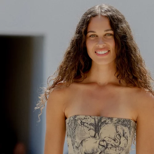 Τα κομψά looks που μπορείς να κάνεις με τα παντελόνια σου το καλοκαίρι