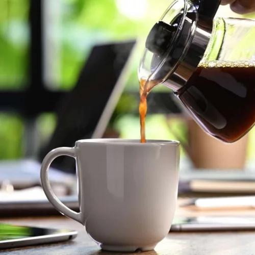 Τι είναι το 'τεστ του καφέ' που χρησιμοποιούν μερικοί εργοδότες για να προσλάβουν κάποιον