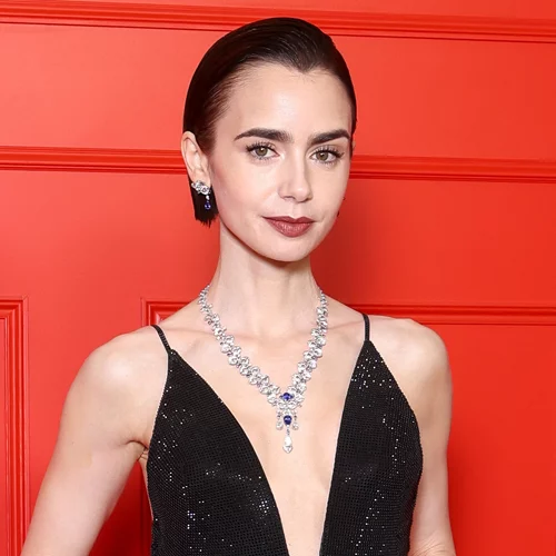 Η "Emily in Paris" στην Ελλάδα; Το spoiler στο τέλος του νέου κύκλου & οι φήμες που κάνουν τον γύρο του κόσμου