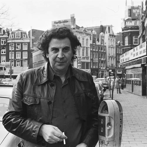 Μίκης Θεοδωράκης | Σε λαϊκό προσκύνημα από σήμερα - Στα Χανιά την Πέμπτη η ταφή