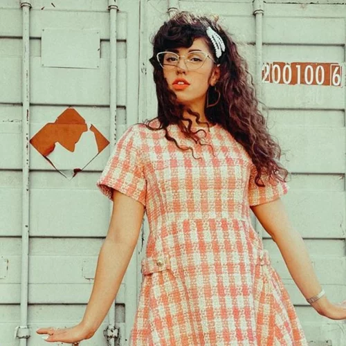 Νεφέλη Μεγκ | Ποια είναι η 25χρονη youtuber και stand up comedian που πήρε συνέντευξη από τον Κυριάκο Μητσοτάκη