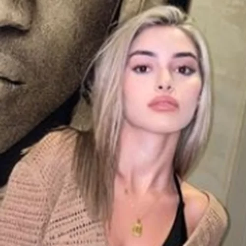 Έλενα Λυσσάνδρου | Ποια είναι η 18χρονη με το "βαρύ" μακιγιάζ που δεν εντυπωσίασε τη Βίκυ Καγιά;