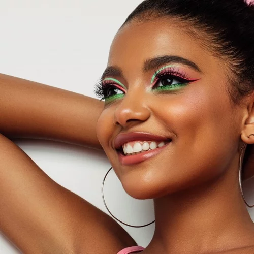 Τα προϊόντα που θα μετατρέψουν το μακιγιάζ σου από αγγαρεία σε διασκέδαση