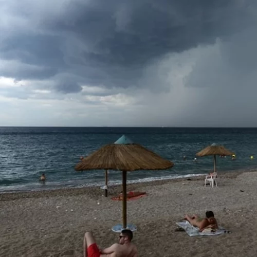 Από καύσωνας... φθινόπωρο | Ακραία αλλαγή με μπουρίνια και πτώση της θερμοκρασίας - Πού θα εκδηλωθούν σήμερα καταιγίδες