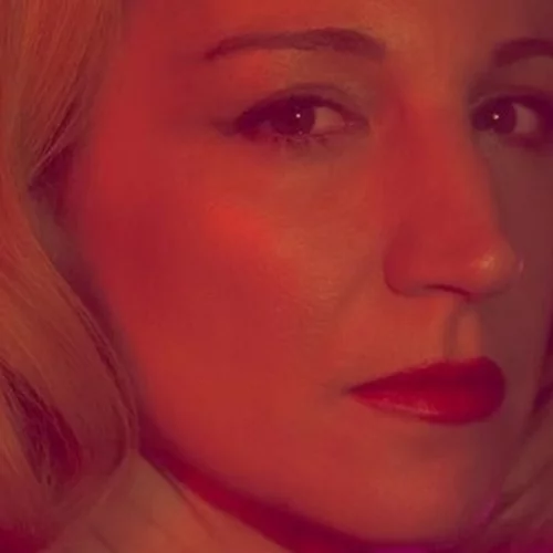 Θέατρο στη Στέγη | The Second Woman- Ένας 24ωρος μαραθώνιος αντοχής με τη Στεφανία Γουλιώτη