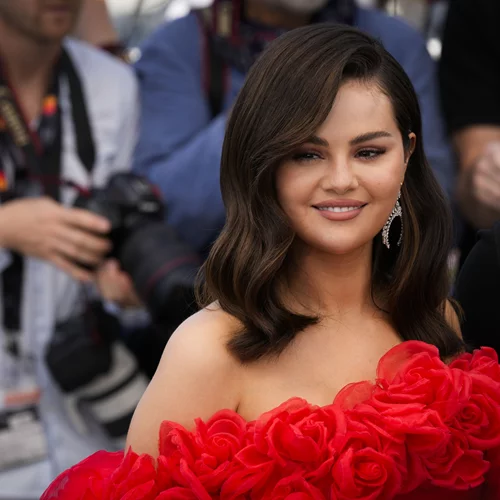 Selena Gomez | Αυτή η φίλη της θα είναι η flower girl στο γάμο της
