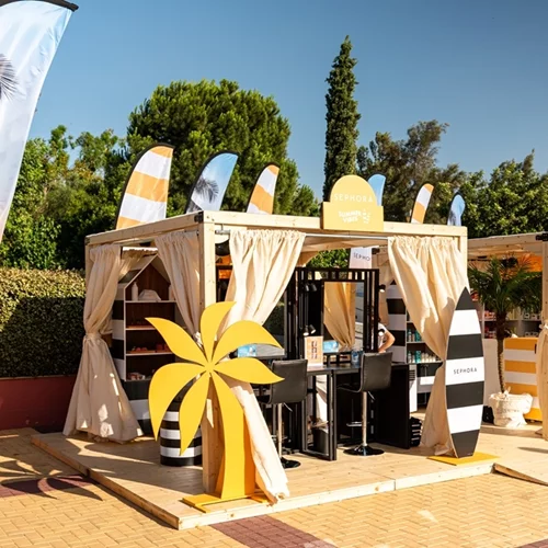 Summer Vibes | Τα πιο εντυπωσιακά pop up stores για τις beauty lovers