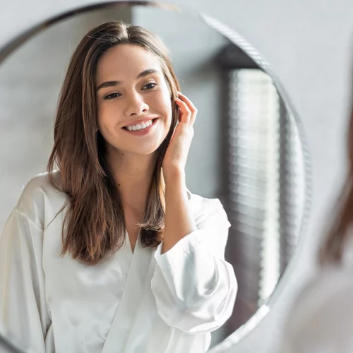 Γιατί οι περισσότερες γυναίκες κάνουν επέμβαση στο στήθος τους;