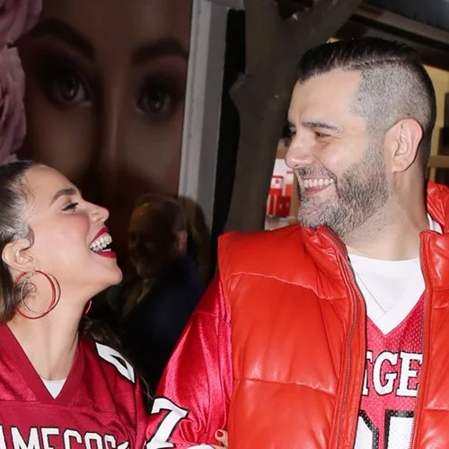 Κατερίνα Στικούδη | Με το σύζυγό της στην κουζίνα του σπιτιού τους-  Ο dj Ricco ανοίγει (τέλειο) σπιτικό φύλλο