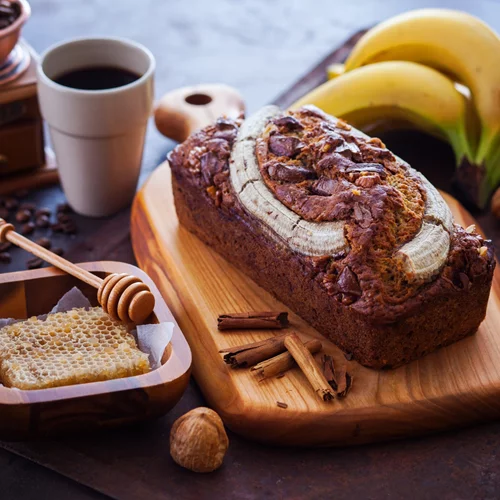 Υπερ-σοκολατένιο κέικ βρώμης με μπανάνα | Η συνταγή που θα φτιάχνεις ξανά και ξανά