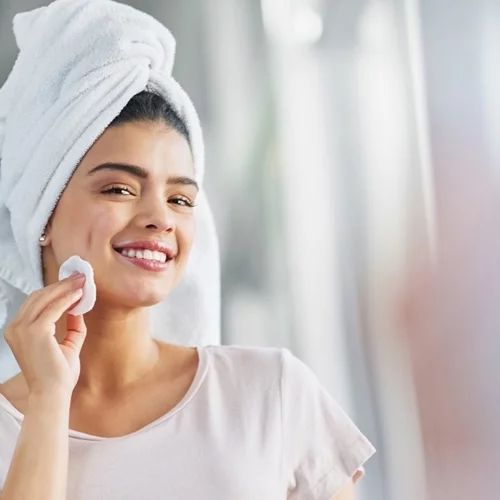 Τα 5 καλύτερα προϊόντα ντεμακιγιάζ ώστε να αφαιρείς με μια μόνο κίνηση ακόμα και το αδιάβροχο makeup