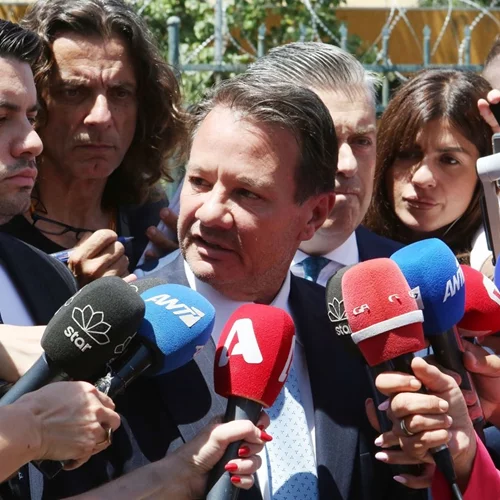 "Έχει πάρει 500 followers στο Instagram"