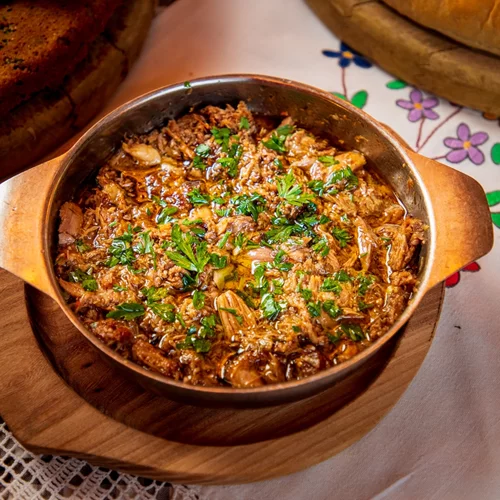 Το "γιουβέτσι της τεμπέλας" | Η εύκολη συνταγή με κιμά που δεν ήξερες ότι χρειάζεσαι