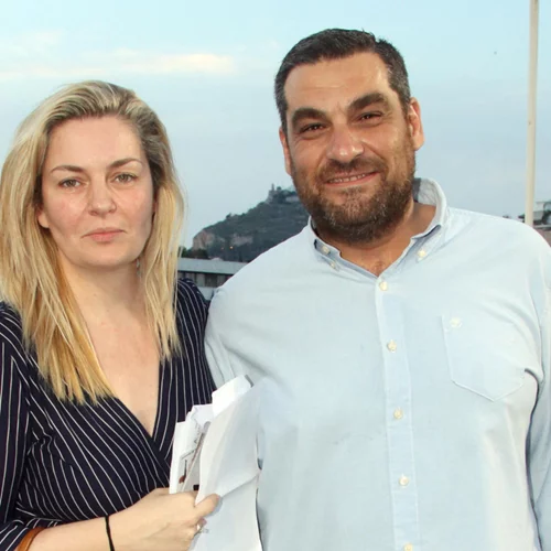 Ελισάβετ Μουτάφη | Απαθανατίζει τον γιο της, Δημήτρη σε σκάφος - Οι πρώτες τους οικογενειακές διακοπές