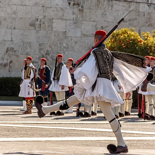 25η Μαρτίου | Κορυφώνονται οι εκδηλώσεις για την εθνική επέτειο - Live η μεγάλη στρατιωτική παρέλαση στην Αθήνα