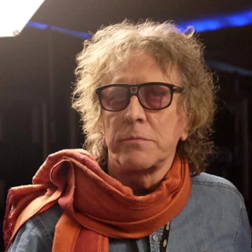 Πέθανε σε ηλικία 72 ετών ο Μικ Ροκ, "ο άνθρωπος που φωτογράφησε τη δεκαετία του '70"