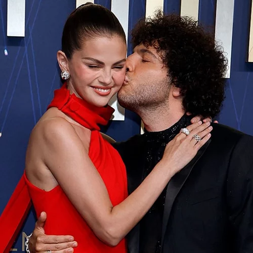 Η Selena Gomez παντρεύτηκε | Οι πρώτες φωτογραφίες από τον παραμυθένιο γάμο της