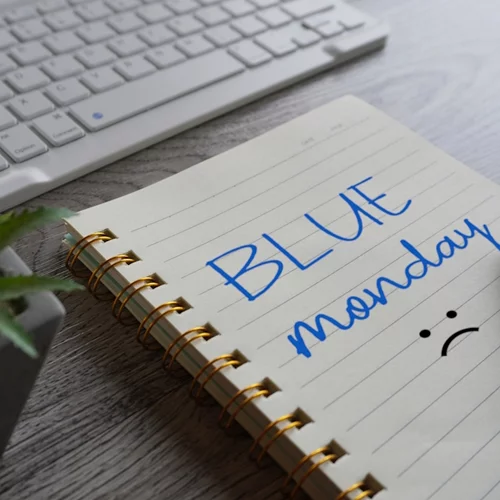 Blue Monday | Πέντε έξυπνες ιδέες για να αντιμετωπίσεις την κατάθλιψη της πιο μελαγχολικής μέρας του χρόνου