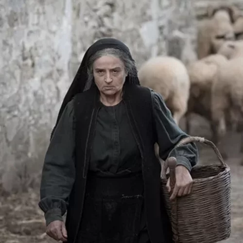 Η "Φόνισσα" της Εύας Νάθενα στην Επίδαυρο με ελεύθερη είσοδο