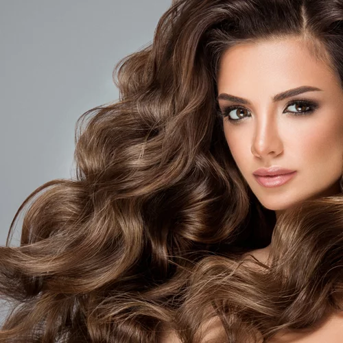 "French Disco" Hairstyle | Το χτένισμα από τα 70s που θα γίνει το αγαπημένο σου φέτος το καλοκαίρι