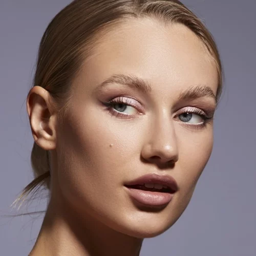 5 κρέμες ματιών με κολλαγόνο που "σβήνουν" χρόνια απο το βλέμμα