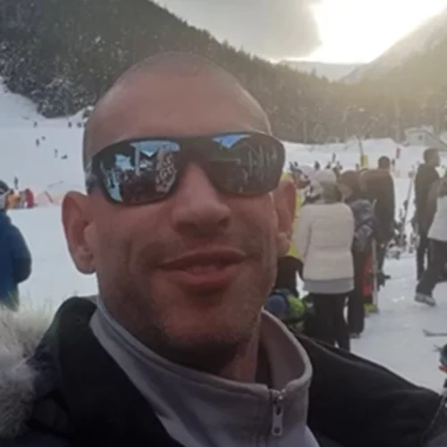 Αυτοκτονία Παπαναούμ -Η ανάρτηση της 17χρονης κόρης της γυναίκας "αράχνη" | "Είμαι περήφανη για την οικογένειά μου"