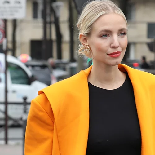 3+1 χτενίσματα που (χωρίς να το καταλαβαίνεις) καταστρέφουν τα μαλλιά σου