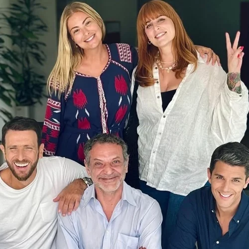 Επανένωση για τους "Weekenders" | Νικόλιζα, Καμπούρη, Μακρίδης και Πανόπουλος σε βραδινή έξοδο 3 μήνες μετά το τέλος της εκπομπής