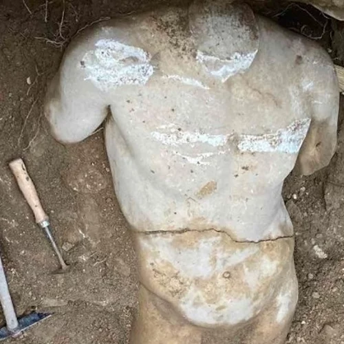 Βρέθηκε άγαλμα σε σκάμμα του φυσικού αερίου