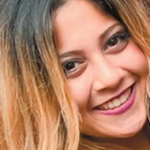 Η μητέρα της αδικοχαμένης Λίνας Κοεμτζή ξεσπά | "Ο Στάθης και ο κάθε Στάθης θα συνεχίσουν να ζουν. Αυτές όμως οι κοπέλες πάντα θα ζουν με ανοιχτές πληγές"