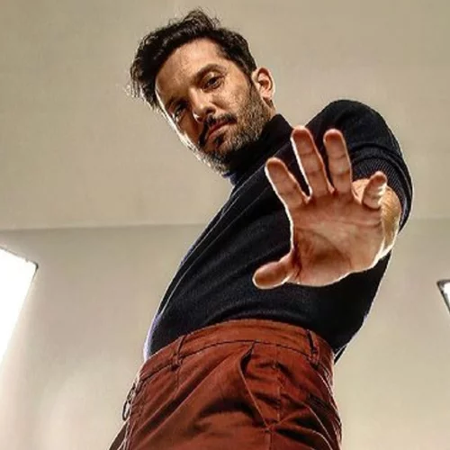 Δημήτρης Μοθωναίος | Η φωτογραφία με τους γονείς του