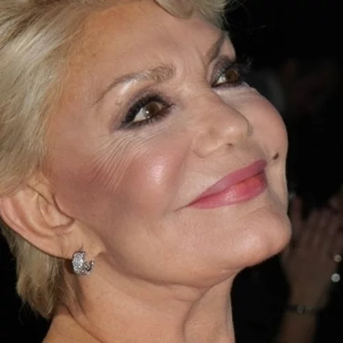 Σπάνιο ντοκουμέντο | Η στιγμή που η Μαρινέλλα αναχωρεί για τη Eurovision πριν 51 χρόνια