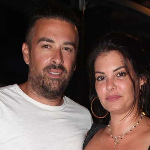 Ο Γιάννης Αϊβάζης τραβά τα βλέμματα με τη γράμμωσή του | Η εντυπωσιακή αλλαγή στην εικόνα του