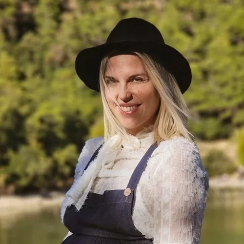 Μαντώ Γαστεράτου | Η νέα τρυφερή φωτογραφία με το νεογέννητο μωρό της