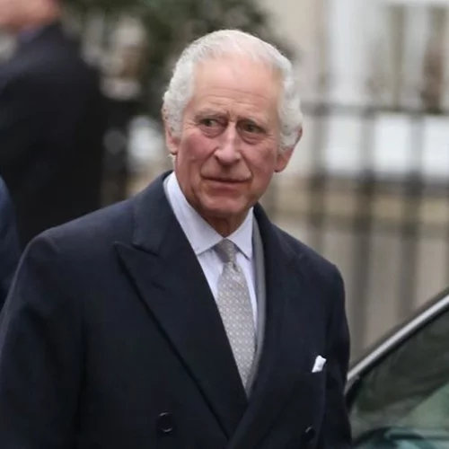Υποβλήθηκε σε νέα θεραπεία στο Λονδίνο ο βασιλιάς Κάρολος | Η νέα εμφάνιση του 76χρονου μονάρχη