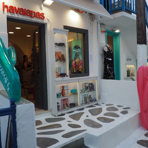Εγκαίνια για το νέο κατάστημα Havaianas στη Μύκονο