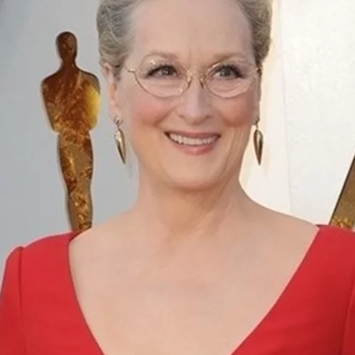 Meryl Streep | Αυτή είναι η αέρινη εμφάνιση της 74χρονης ageless muse