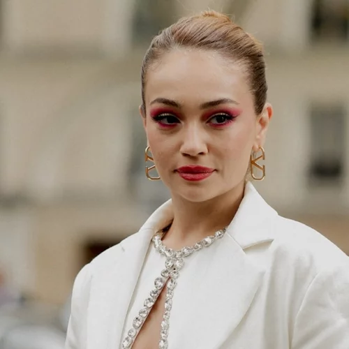 4 tips για να προσθέσεις γαλλική φινέτσα στο χειμερινό ντύσιμό σου