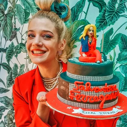 H Τζένη Θεωνά έγινε 39 ετών και να πώς γιόρτασε τα γενέθλιά της