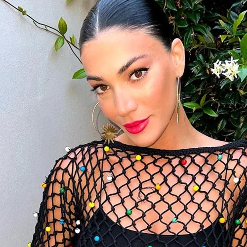 H cute φωτογραφία της Ήβης Αδάμου που καμαρώνει την κόρη της να κάνει... extreme sports