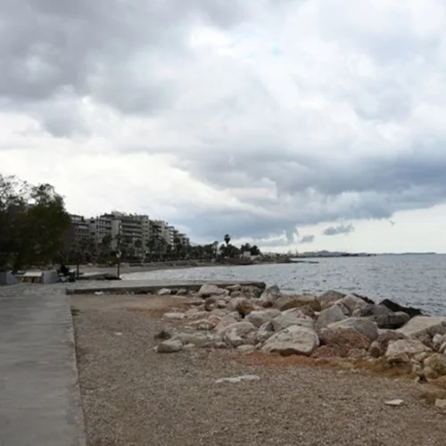 Τσουχτερό κρύο το Σαββατοκύριακο και ισχυροί άνεμοι για αρκετές ημέρες