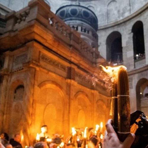 Στις 19:30 στο "Ελ. Βενιζέλος" το Άγιο Φως - Πώς θα φτάσει σε κάθε γωνιά της Ελλάδας