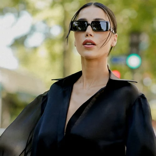 Πώς θα φορέσεις τα sneakers σαν πραγματική fashionista