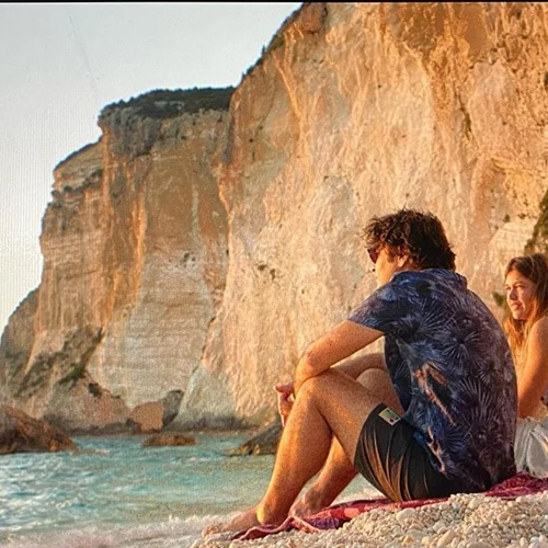 Ο Γρηγόρης Πετράκος είναι έξαλλος με την επιτυχία του "Maestro" γιατί το βρίσκει πολύ φεμινιστικό