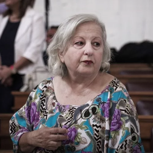 Ελένη Γερασιμίδου | Έπαθα οξύ έμφραγμα του μυοκαρδίου όταν κάηκε το σπίτι μας από τη φωτιά στην Πεντέλη