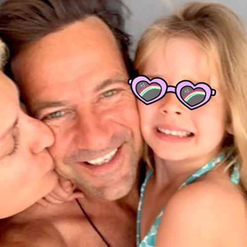 "Ήρθε η Άνοιξη" και η Ελένη Μενεγάκη μοιράστηκε μία υπέροχη φωτογραφία