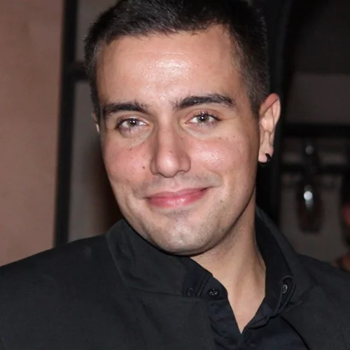 Γιάννης Χατζηγεωργίου | Ο ηθοποιός βρίσκεται στα σύνορα Ουκρανίας - Ρουμανίας