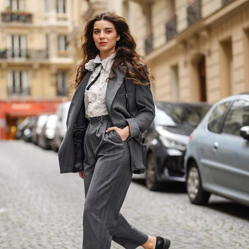 Αυτά είναι τα πιο άνετα παντελόνια από τη Zara που θα φοράς κάθε μέρα