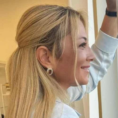 Η Νάνσυ Ζαμπέτογλου στην πρώτη ανάρτηση με τη νέα της εικόνα | "Ήταν απόφαση 5 λεπτών"