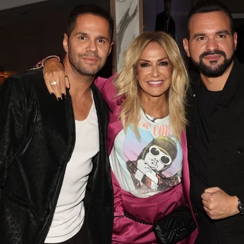 Η Άννα Βίσση μοιράζει μαθήματα στιλ | Ο κομψός τρόπος να φορέσεις τα sneakers στην καθημερινότητά σου